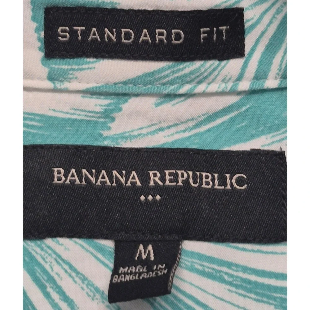Banana Republic men's white button up blue tropical print short sleeve shirt Med